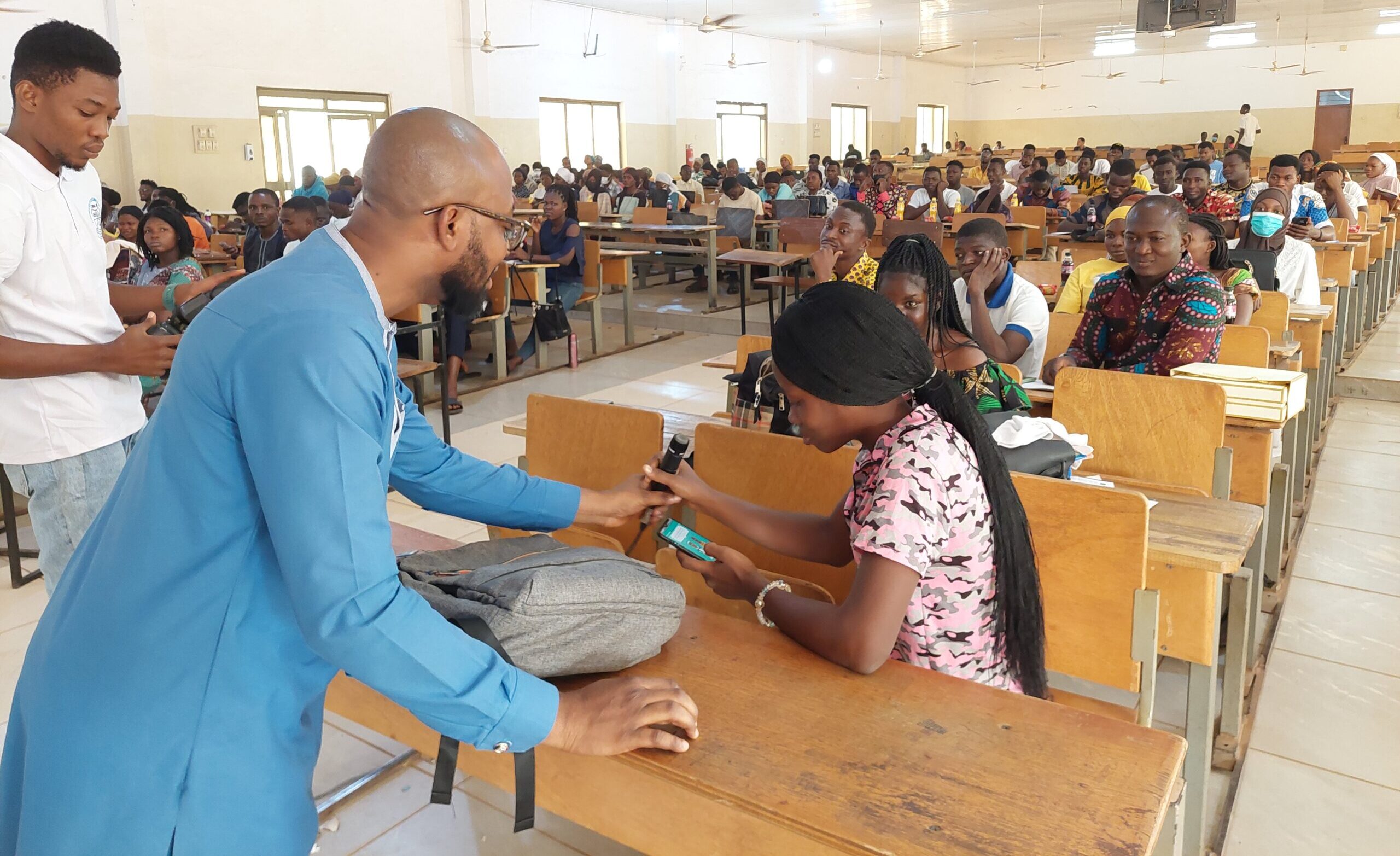 UDS students log onto Cranky Uncle Vaccine Game