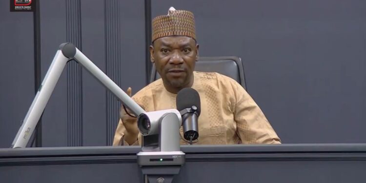 False! Nigeria’s Ordinary President, Ahmed Isah, is alive, was neither arrested nor detained 