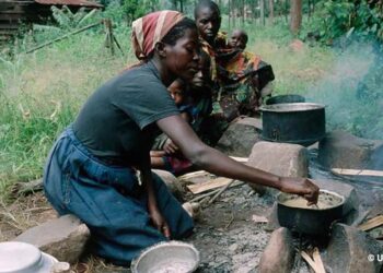 FACT-CHECK: Only 1.5% of Sierra Leoneans have access to clean cooking, First Lady’s claim True